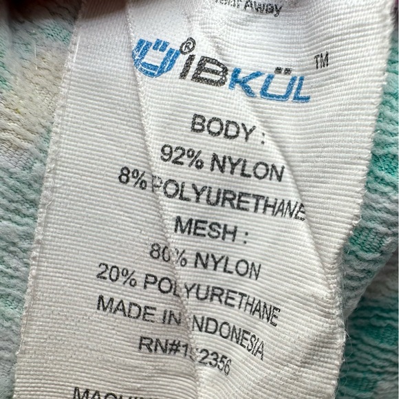 IBKÜL Lilli Mock Neck Long Sleeve UPF 50+ Cooling Quarter Zip Sun Shirt - Picture 15 of 16